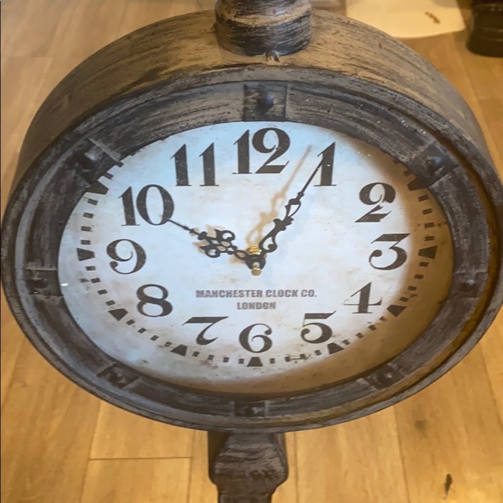 Wall clock - Picture 3 of 7